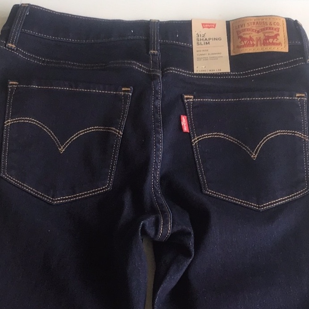 Levi’s 312 shaping slim dark blue jeans 26 x 32 Long - Picture 12 of 16